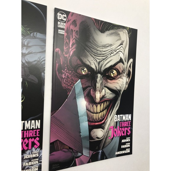 BATMAN: THREE JOKERS #2 And #3~ Jason Fabok ~ 2 book Variant Lot - Picture 2 of 6